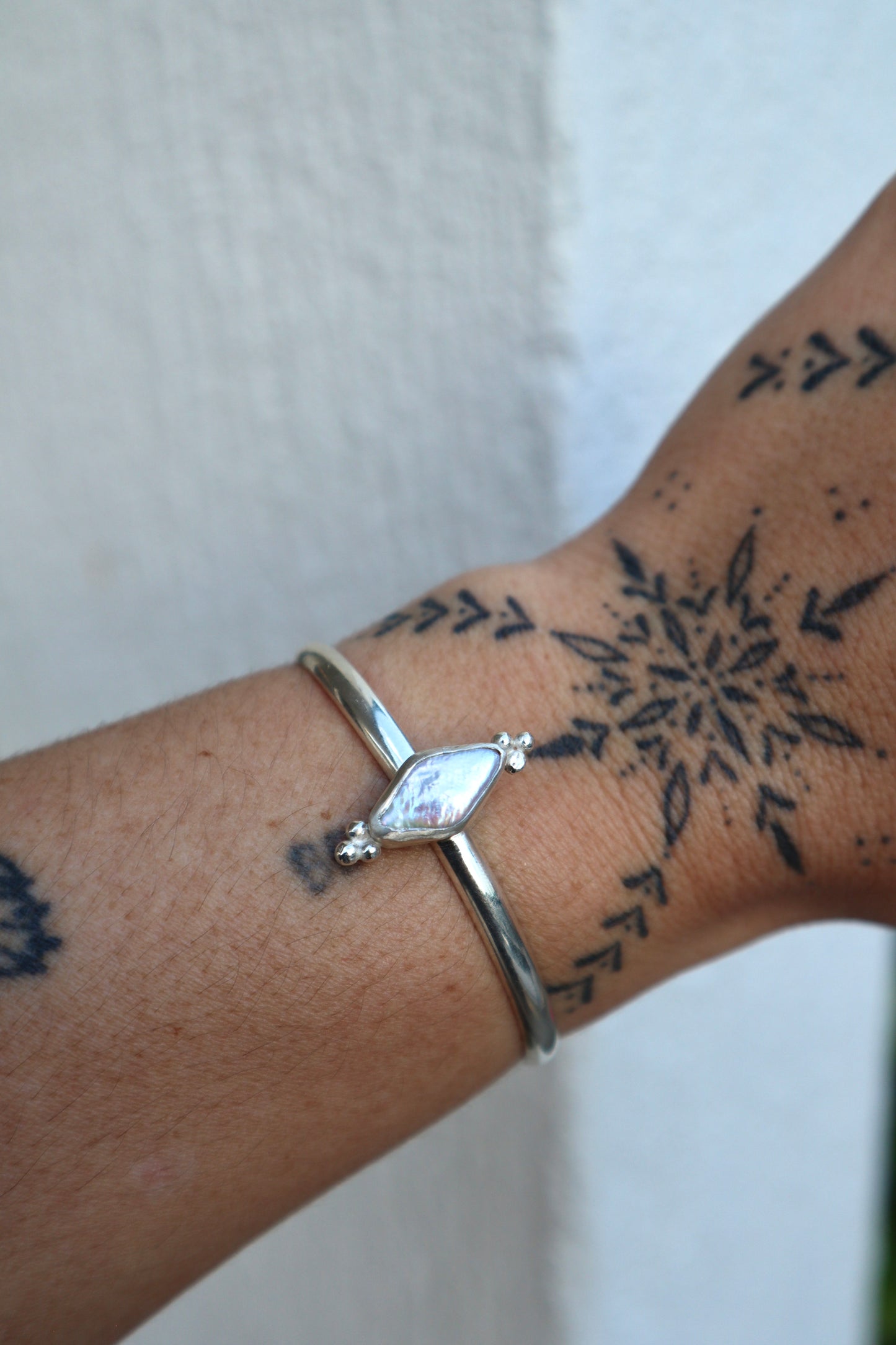 Pearl cuff