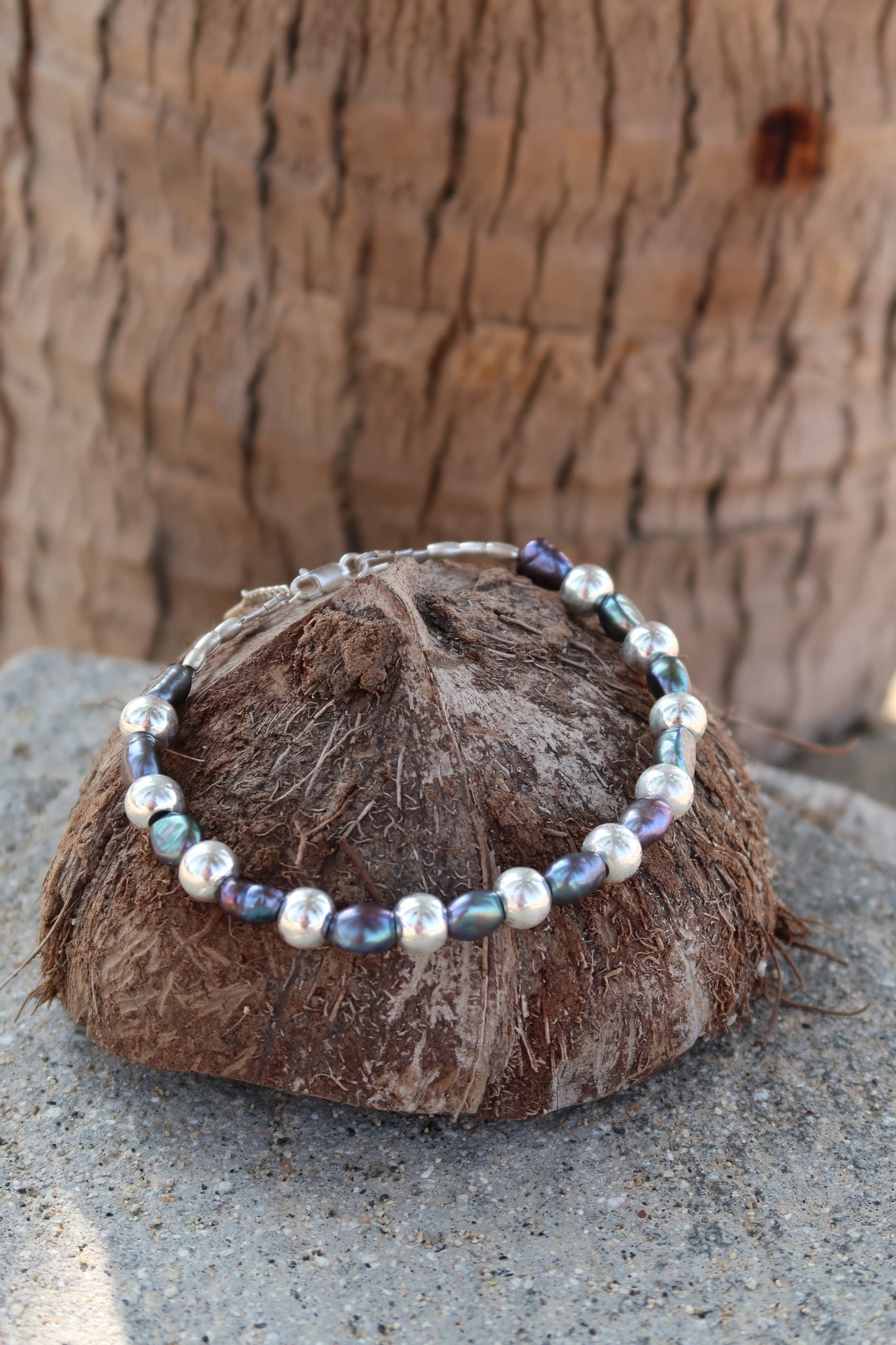 Black pearl x silver bracelet