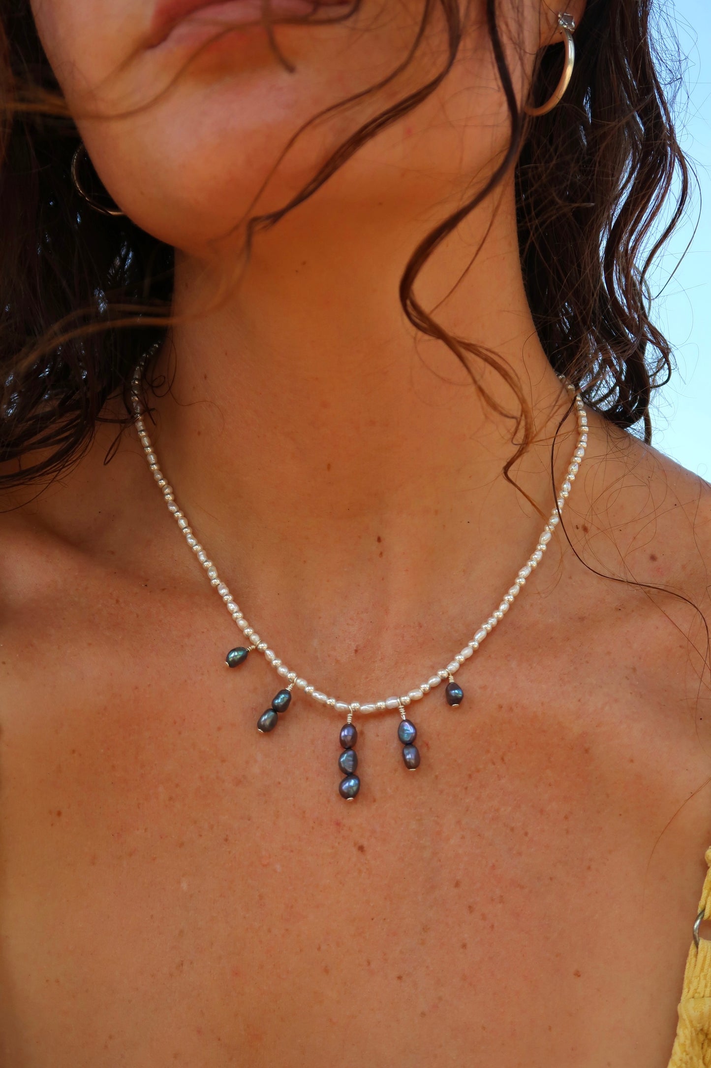 White x black pearl necklace