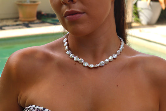 Coin pearl necklace