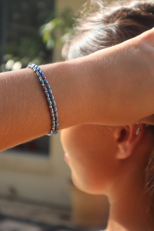 Small black pearl bracelet